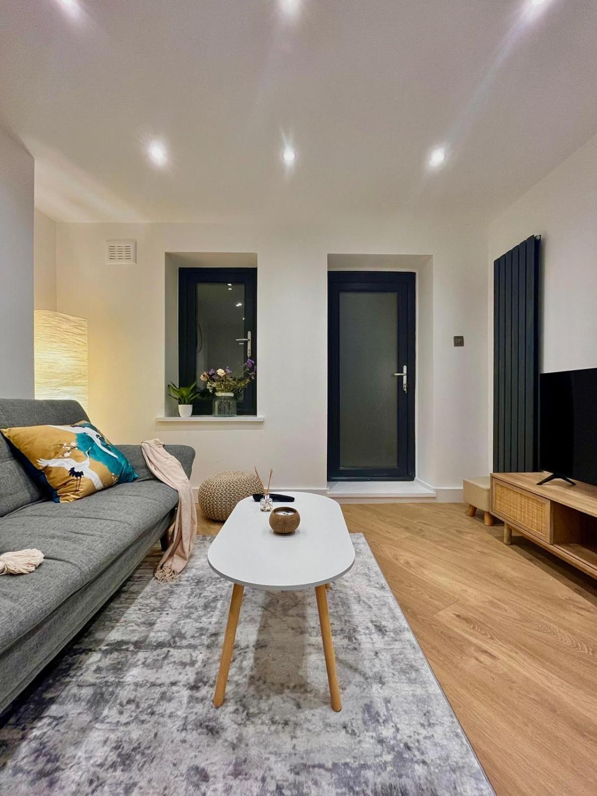 Cozy And Peaceful Apartment With Terrace In Hackney London Luaran gambar